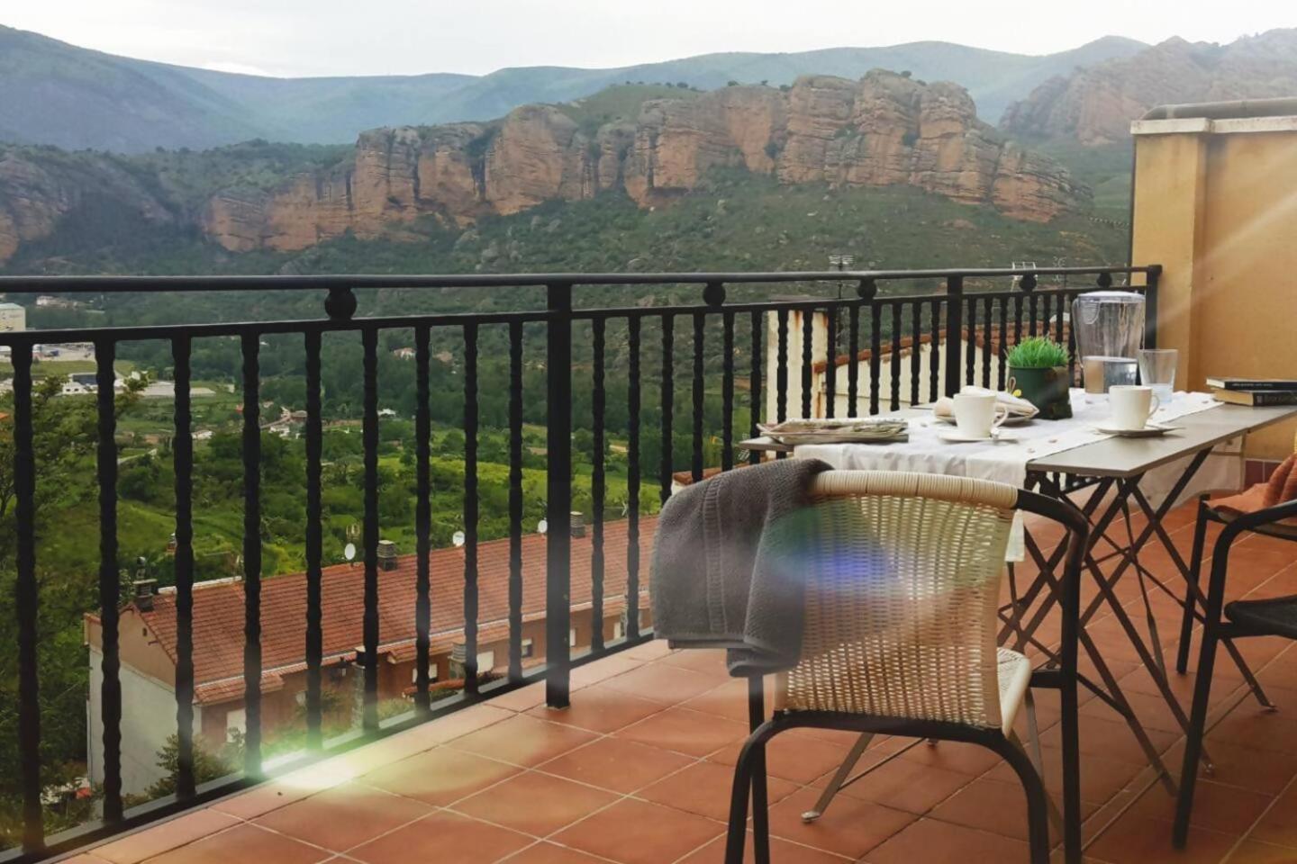 Un apartamento con vistas, aire acondicionado y wifi Viguera Exterior foto