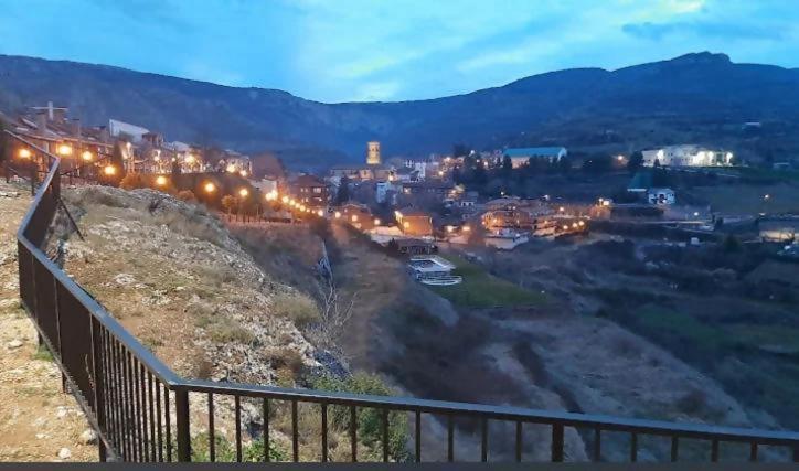 Un apartamento con vistas, aire acondicionado y wifi Viguera Exterior foto